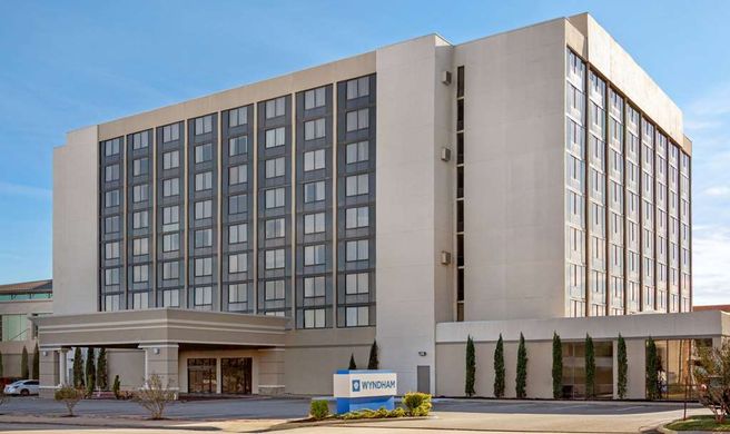 Wyndham Fort Smith Exterior