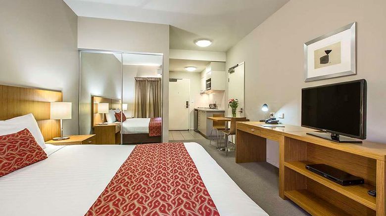<b>Gladstone Downtown Central Apt Hotel Suite</b>. Images powered by <a href="https://iceportal.shijigroup.com/" title="IcePortal" target="_blank">IcePortal</a>.