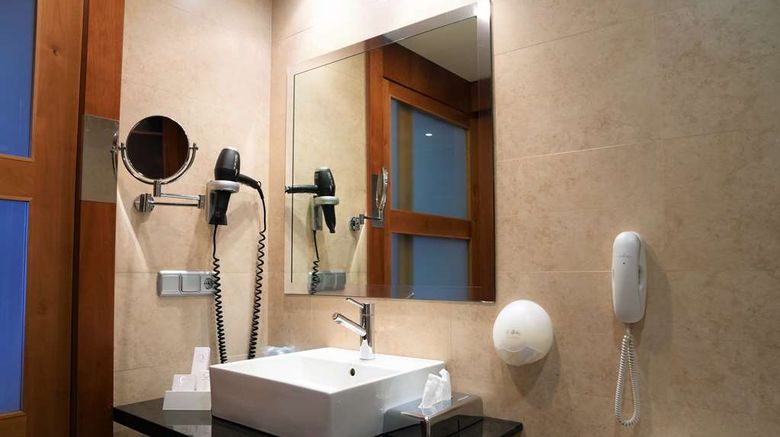 <b>Port Azafata Hotel Room</b>. Images powered by <a href="https://iceportal.shijigroup.com/" title="IcePortal" target="_blank">IcePortal</a>.