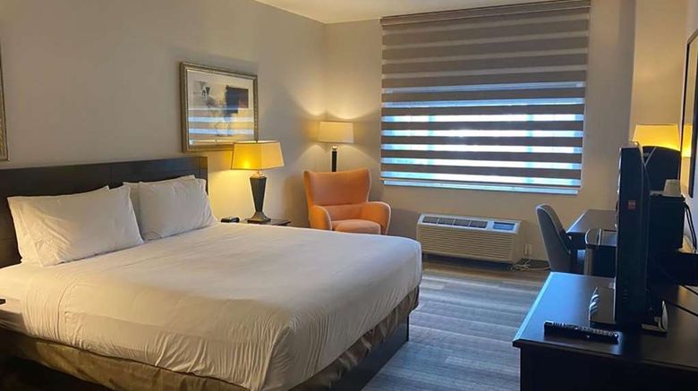<b>Hotel Marguerite Trademark Coll Wyndham Room</b>. Images powered by <a href="https://iceportal.shijigroup.com/" title="IcePortal" target="_blank">IcePortal</a>.