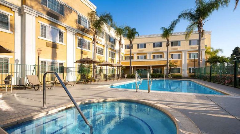 <b>Hotel Marguerite Trademark Coll Wyndham Pool</b>. Images powered by <a href="https://iceportal.shijigroup.com/" title="IcePortal" target="_blank">IcePortal</a>.