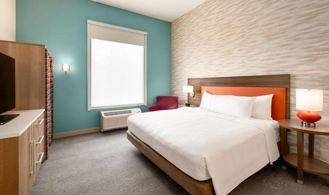 Home2 Stes by Hilton Bloomington Normal Room