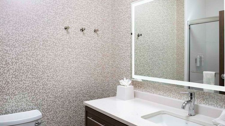 Home2 Suites by Hilton Citiplace Room