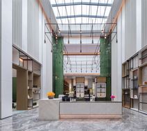 DoubleTree by Hilton Kunming Airport Lobby