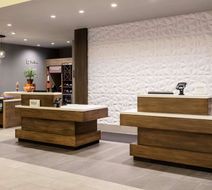 Hilton Garden Inn Pomona Lobby