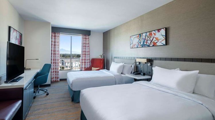 Hilton Garden Inn Pomona Room