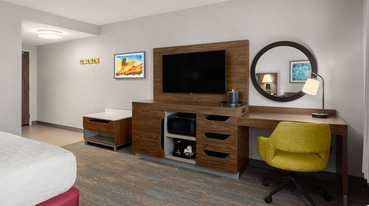Hampton Inn Carefree Room