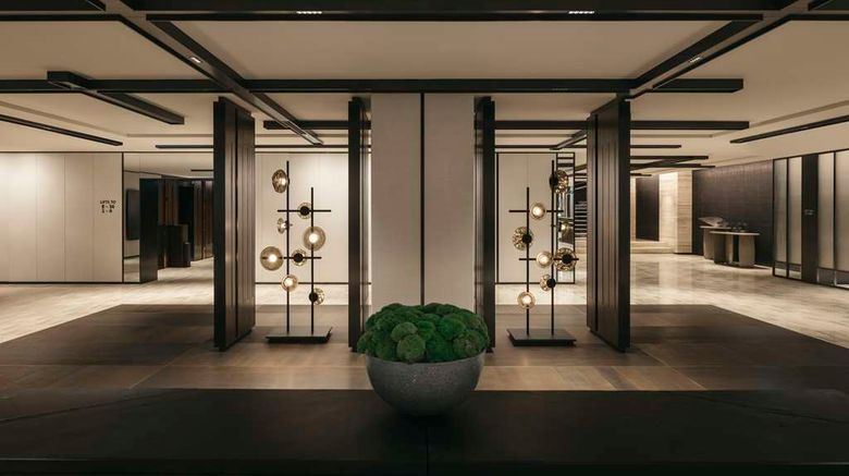 <b>Hilton Singapore Orchard Lobby</b>. Images powered by <a href=https://www.travelagewest.com/Hotels/Singapore-Singapore/