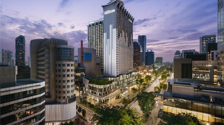 Hilton Singapore Orchard Exterior