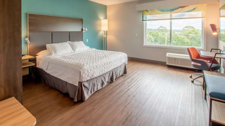 <b>Tru by Hilton Eglin Air Force Base Room</b>. Images powered by <a href="https://iceportal.shijigroup.com/" title="IcePortal" target="_blank">IcePortal</a>.