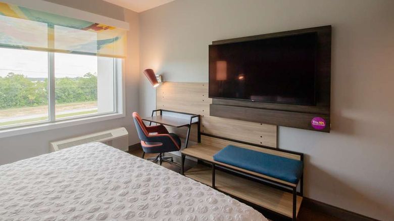 <b>Tru by Hilton Eglin Air Force Base Room</b>. Images powered by <a href="https://iceportal.shijigroup.com/" title="IcePortal" target="_blank">IcePortal</a>.