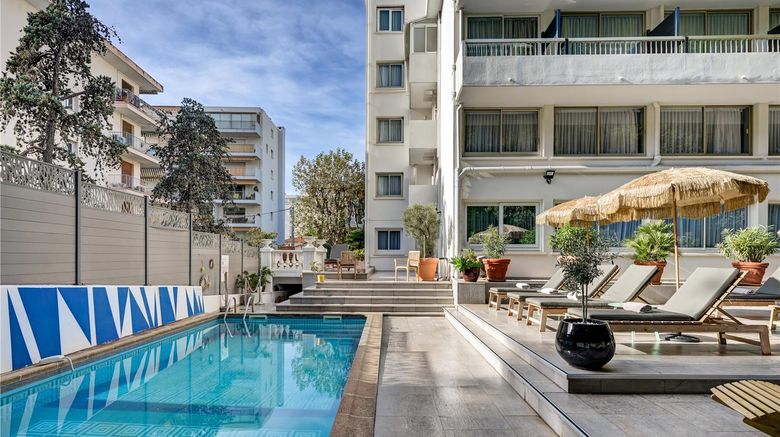 <b>Juliana Hotel Cannes Pool</b>. Images powered by <a href="https://iceportal.shijigroup.com/" title="IcePortal" target="_blank">IcePortal</a>.