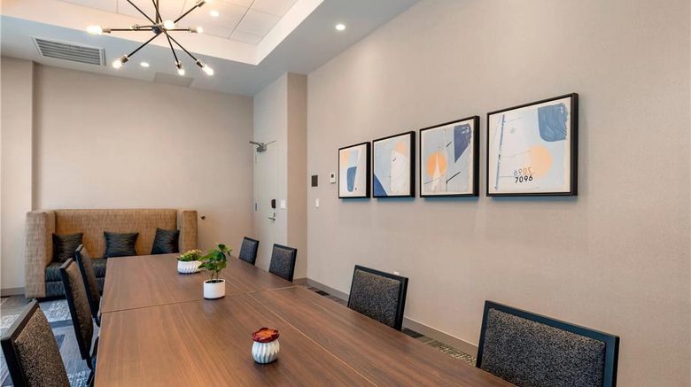 <b>Cambria Hotel Downtown Minneapolis Meeting</b>. Images powered by <a href="https://iceportal.shijigroup.com/" title="IcePortal" target="_blank">IcePortal</a>.