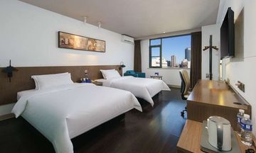 Microtel by Wyndham Kunming City Center