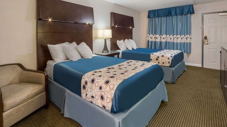 Rodeway Inn Greenwood SC Room