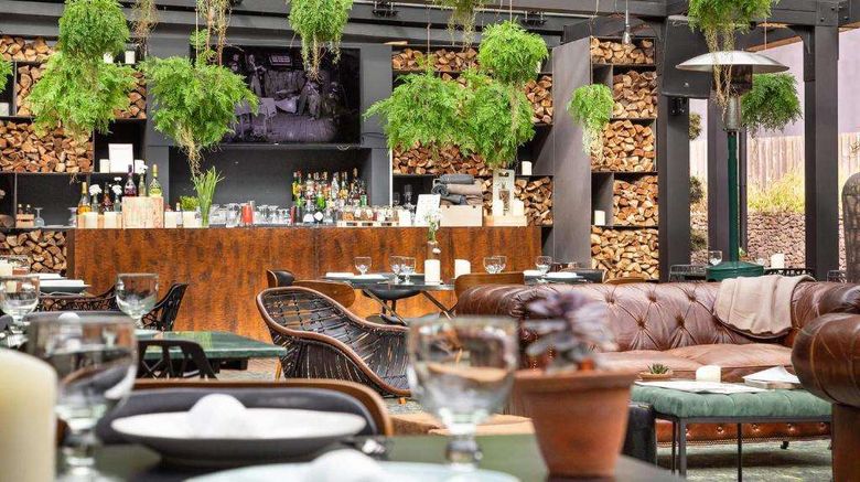 <b>Furnas Boutique Hotel Restaurant</b>. Images powered by <a href="https://iceportal.shijigroup.com/" title="IcePortal" target="_blank">IcePortal</a>.