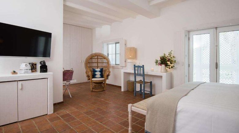 <b>Vila Monte Farm House Suite</b>. Images powered by <a href="https://iceportal.shijigroup.com/" title="IcePortal" target="_blank">IcePortal</a>.
