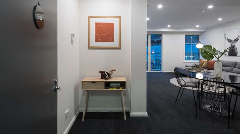 <b>Quest on Chapel Suite</b>. Images powered by <a href="https://iceportal.shijigroup.com/" title="IcePortal" target="_blank">IcePortal</a>.