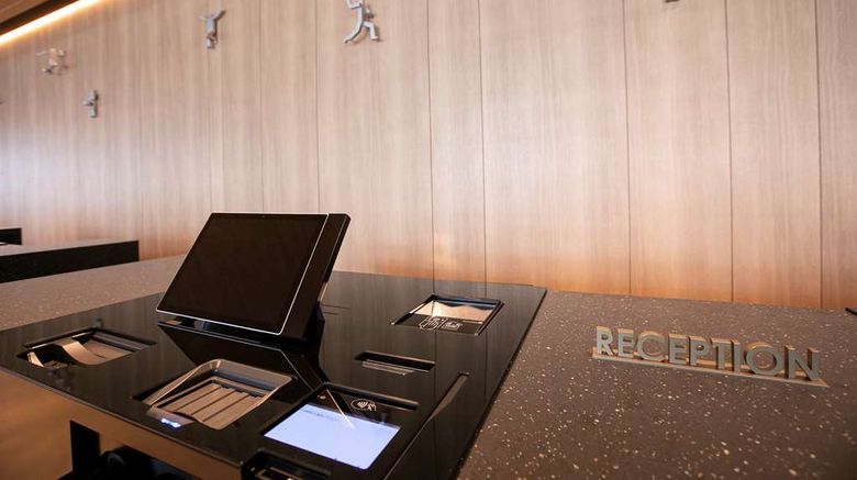 <b>Hotel Intergate Osaka Umeda Lobby</b>. Images powered by <a href="https://iceportal.shijigroup.com/" title="IcePortal" target="_blank">IcePortal</a>.
