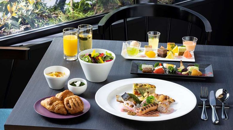 <b>Hotel Intergate Osaka Umeda Restaurant</b>. Images powered by <a href="https://iceportal.shijigroup.com/" title="IcePortal" target="_blank">IcePortal</a>.