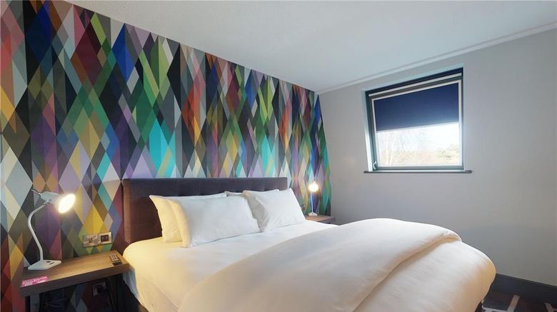 <b>Village Hotel Bracknell Room</b>. Images powered by <a href="https://iceportal.shijigroup.com/" title="IcePortal" target="_blank">IcePortal</a>.
