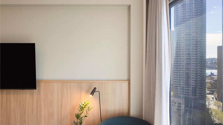 <b>Novotel Sydney City Centre Suite</b>. Images powered by <a href="https://iceportal.shijigroup.com/" title="IcePortal" target="_blank">IcePortal</a>.