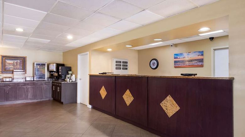 <b>SureStay by BW St Pete Clearwater Airpt Lobby</b>. Images powered by <a href="https://iceportal.shijigroup.com/" title="IcePortal" target="_blank">IcePortal</a>.