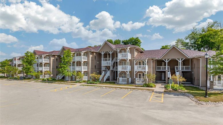 <b>Carriage Ridge Resort, Ascend Hotel Exterior</b>. Images powered by <a href="https://iceportal.shijigroup.com/" title="IcePortal" target="_blank">IcePortal</a>.