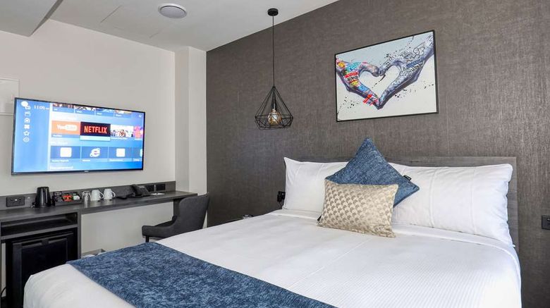 <b>Microtel by Wyndham Wellington Room</b>. Images powered by <a href="https://iceportal.shijigroup.com/" title="IcePortal" target="_blank">IcePortal</a>.