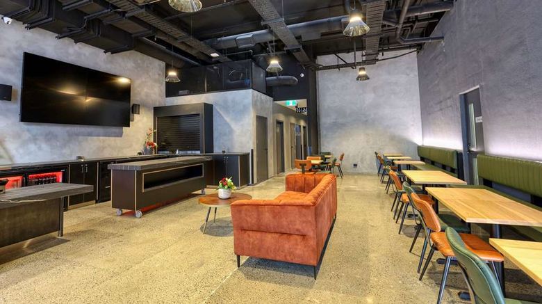 <b>Microtel by Wyndham Wellington Restaurant</b>. Images powered by <a href="https://iceportal.shijigroup.com/" title="IcePortal" target="_blank">IcePortal</a>.
