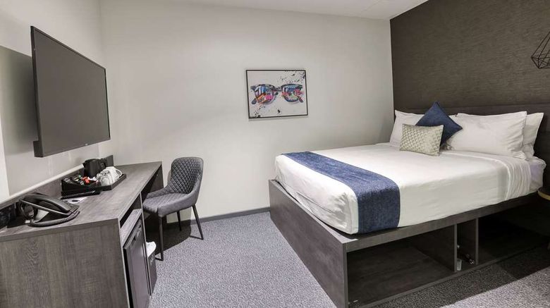 <b>Microtel by Wyndham Wellington Room</b>. Images powered by <a href="https://iceportal.shijigroup.com/" title="IcePortal" target="_blank">IcePortal</a>.