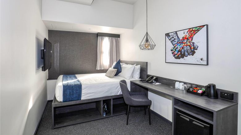 <b>Microtel by Wyndham Wellington Room</b>. Images powered by <a href="https://iceportal.shijigroup.com/" title="IcePortal" target="_blank">IcePortal</a>.