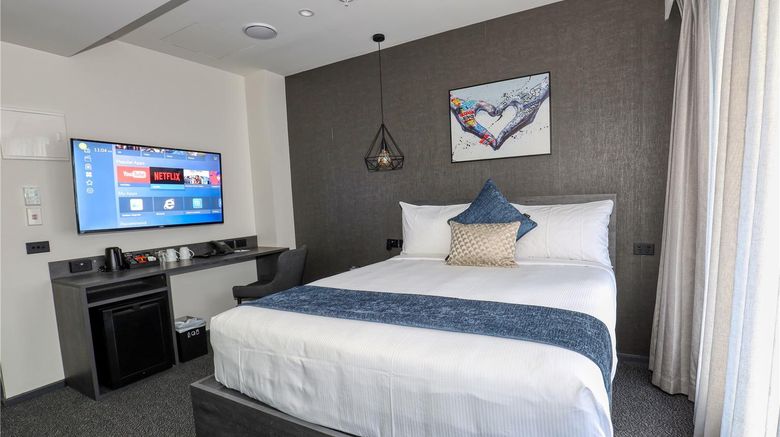 <b>Microtel by Wyndham Wellington Room</b>. Images powered by <a href="https://iceportal.shijigroup.com/" title="IcePortal" target="_blank">IcePortal</a>.