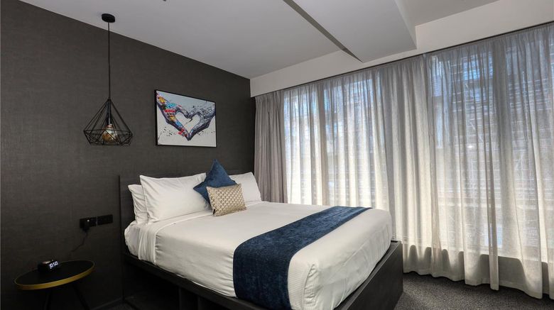 <b>Microtel by Wyndham Wellington Room</b>. Images powered by <a href="https://iceportal.shijigroup.com/" title="IcePortal" target="_blank">IcePortal</a>.
