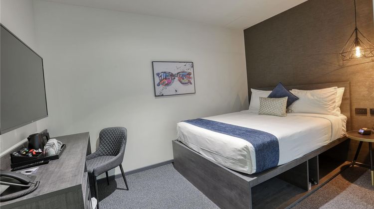 Microtel by Wyndham Wellington Room