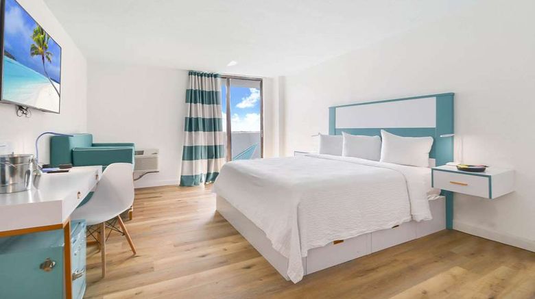 <b>Chateau Mar Golf Resort, Trademark Coll Room</b>. Images powered by <a href="https://iceportal.shijigroup.com/" title="IcePortal" target="_blank">IcePortal</a>.