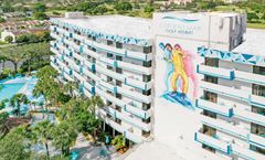 Chateau Mar Golf Resort, Trademark Coll