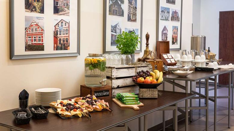 <b>elaya hotel hamburg finkenwerder Meeting</b>. Images powered by <a href="https://iceportal.shijigroup.com/" title="IcePortal" target="_blank">IcePortal</a>.