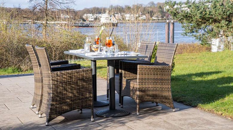 <b>elaya hotel hamburg finkenwerder Restaurant</b>. Images powered by <a href="https://iceportal.shijigroup.com/" title="IcePortal" target="_blank">IcePortal</a>.