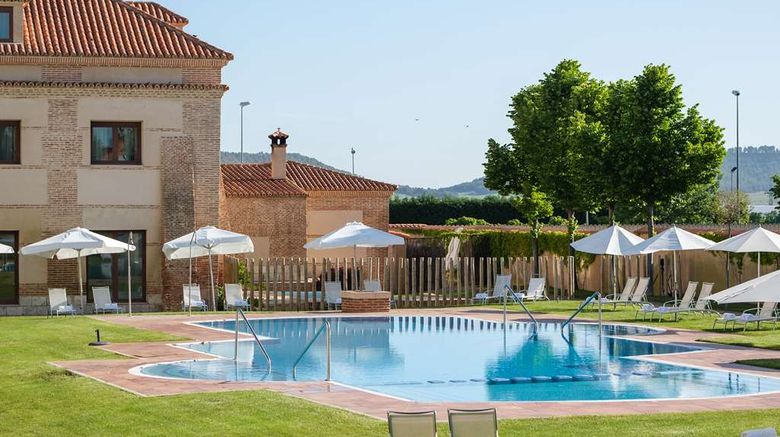 <b>Castilla Termal Balneario de Olmedo Pool</b>. Images powered by <a href="https://iceportal.shijigroup.com/" title="IcePortal" target="_blank">IcePortal</a>.