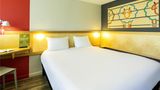 Greet Hotel Angouleme North Room