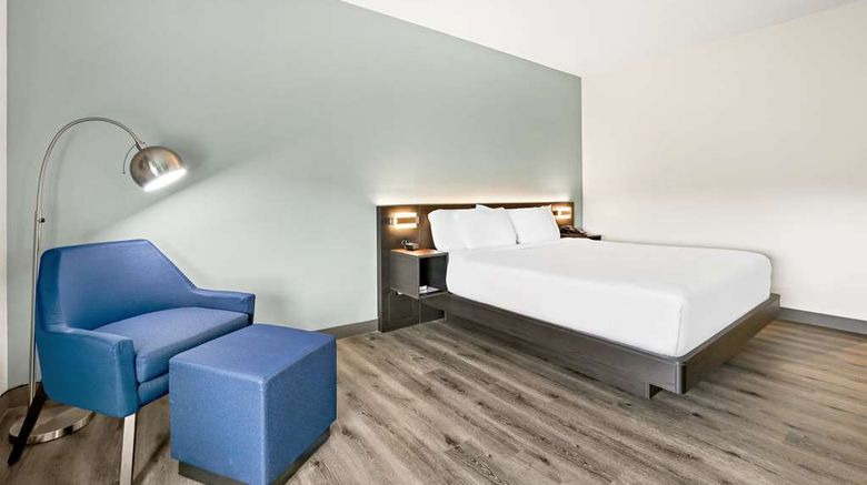 <b>Best Western Iowa/Lake Charles East Room</b>. Images powered by <a href="https://iceportal.shijigroup.com/" title="IcePortal" target="_blank">IcePortal</a>.