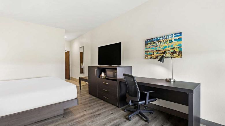 <b>Best Western Iowa/Lake Charles East Room</b>. Images powered by <a href="https://iceportal.shijigroup.com/" title="IcePortal" target="_blank">IcePortal</a>.