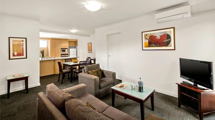 Comfort Apartments Royal Gardens Room