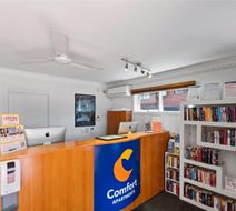 Comfort Apartments Royal Gardens Lobby