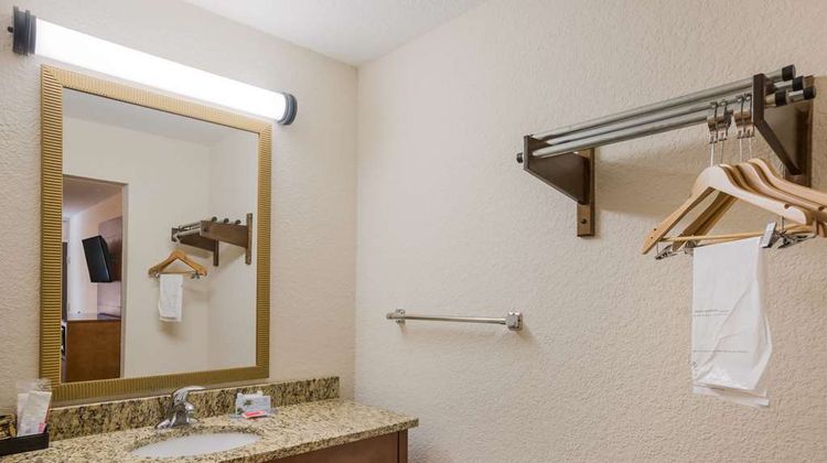 Suburban Studios Room