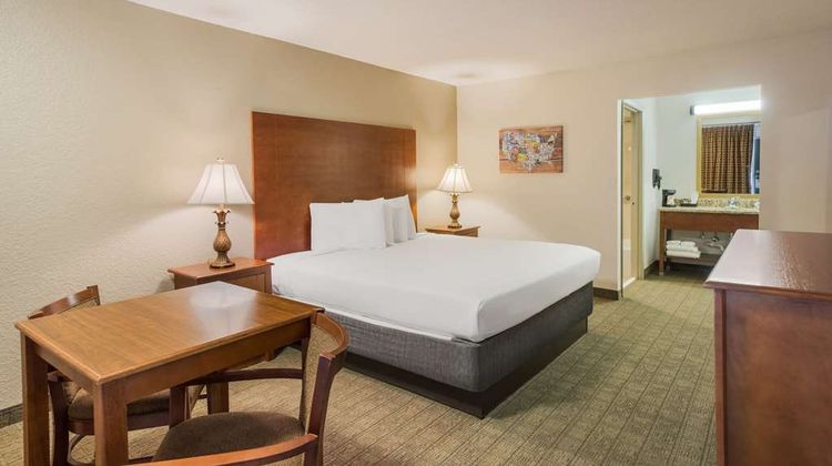 Suburban Studios Room