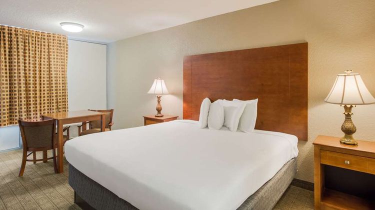 Suburban Studios Room