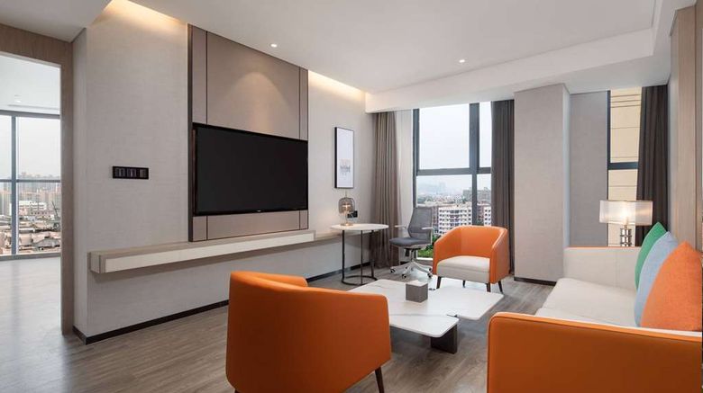 <b>Ramada Encore by Wyndham Dongguan East Suite</b>. Images powered by <a href="https://iceportal.shijigroup.com/" title="IcePortal" target="_blank">IcePortal</a>.