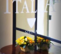 Hotel Italia Exterior